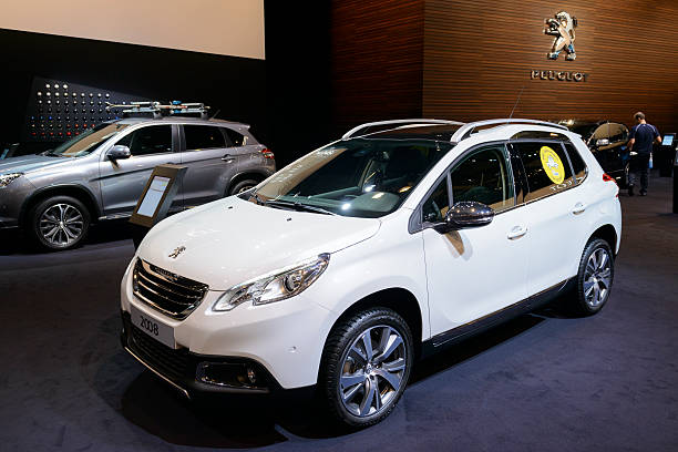 Group D – Peugeot 2008  Ford Focus